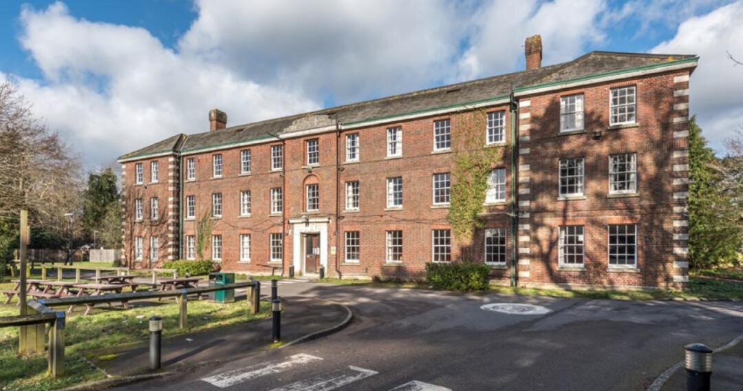 Pinewood House, Chichester